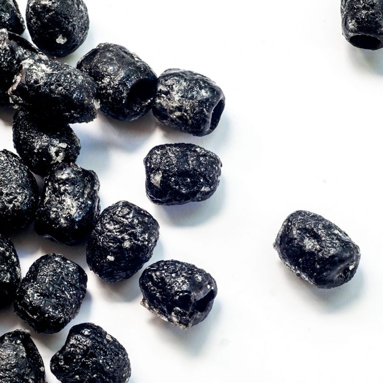 Kandierte schwarze Oliven